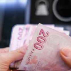 Bayram öncesi ATM'ler doldu taştı: Piyasada banknot rekor kırdı