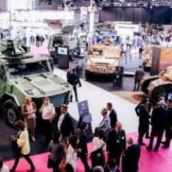 İsrailli şirketler Paris'teki silah fuarından men edildi