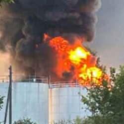 Rusya'da iki petrol rafinerisine saldırı