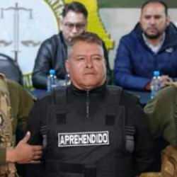 Bolivya Devlet Başkanı Arce darbeci general ile tartıştı