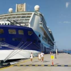 Malta bayraklı kruvaziyer "Marella Discovery" Bodrum Limanı'na demirledi