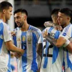 Messi forma giymedi! Arjantin, grup etabını kayıpsız geçti