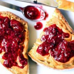 Pratik ve sağlıklı ev yapımı meyve reçeli tarifi: 20 dakikada çilek veya favori meyvelerle hazırlayın!