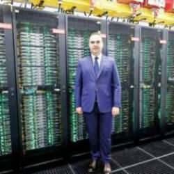 Türkiye'nin ARF Süper Bilgisayar tanıtıldı! Dünyanın en güçlü bilgisayarlarından biri...