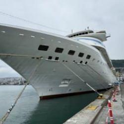 "Astoria Grande" kruvaziyeri 995 yolcusuyla Trabzon'a geldi
