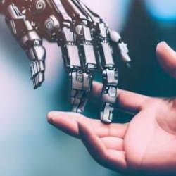 İnsan beyni ile kontrol edilen robot geliştirildi!