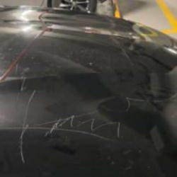 Kapalı otoparkta ara&ccedil;ları &ccedil;izdiler! Zararı belediye karşılayacak