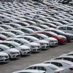 Otomobil ve hafif ticari araç pazarı yılın ilk yarısında yüzde 3,7 arttı