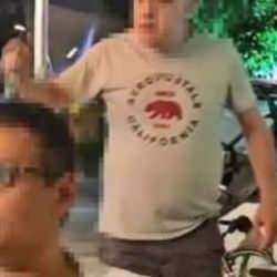 Sarıyer'de dehşet anları! Yabancı iş insanlarını bı&ccedil;akla tehdit etti