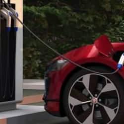 Şarj istasyonları bayramda, elektrikli araçları yolda bırakmadı