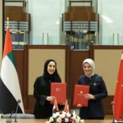 T&uuml;rkiye ve BAE arasında sosyal hizmetler alanında işbirliği mutabakatı imzalandı