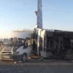 Ankara'da işçileri taşıyan 2 araç kaza yaptı