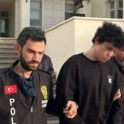 Annesini boğazını keserek öldüren 17 yaşındaki genç için istenen ceza belli oldu