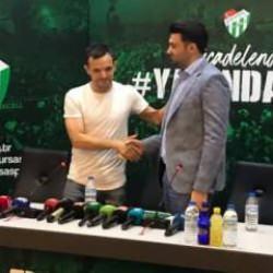 Bursaspor, Batalla ile sözleşme imzaladı