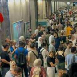 Emniyet-Fatih durağında yoğunluk yaşandı