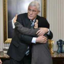 İyi Parti Genel Başkanı Dervişoğlu Sinan Ateş'in annesiyle görüştü