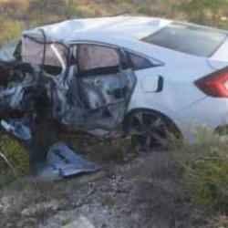 Kontrolden &ccedil;ıkıp karşı şeride ge&ccedil;ti: 1 &ouml;l&uuml;, 3 yaralı