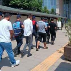 Mersin'de göçmen kaçakçılarına yönelik operasyon: 5 gözaltı