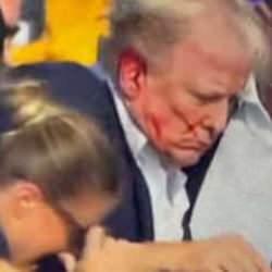 Trump New Jersey golf kul&uuml;b&uuml;nde istirahate &ccedil;ekildi