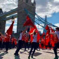 Türk halkının 15 Temmuz mücadelesi Londra sokaklarında anlatıldı