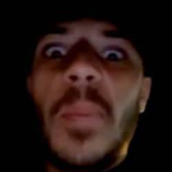 Akrabasını öldürüp canlı yayın yaptı: Babanızı öldürdüm, sizi de öldüreceğim!