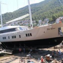 Fethiye Tersanesi'nde üretilen dev gulet denize indi