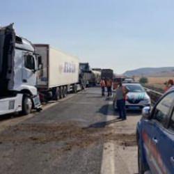 Son Dakika... Gaziantep'te zincirleme kaza: &Ouml;l&uuml; ve yaralılar var!
