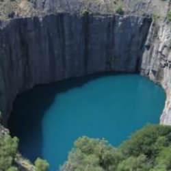 İnsan eliyle a&ccedil;ılan en b&uuml;y&uuml;k &ccedil;ukur! 240 metre derinliğinde