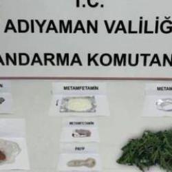 Jandarma ekipleri uyuşturucu taciri 27 şahsa işlem yaptı