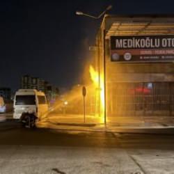 Kayseri'de doğal gaz borusu patladı: Korkutan yangın söndürüldü