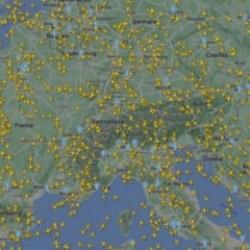 Küresel yazılım sorunu nedeniyle oluşan hava trafiği yoğunluğu kaydedildi