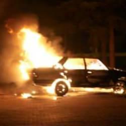 LPG'li otomobil alevlere teslim oldu!