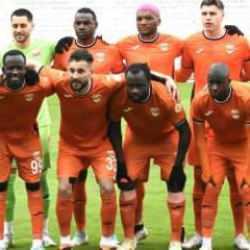 Adanaspor'da "üstte oynayacak takım" çalışmaları