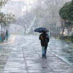 Bunaltıcı havalara kısa bir ara: Sıcaklıklar düşecek yağışlı hava etkili olacak