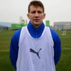 G.Saray ve Trabzonspor'un eski oyuncusu futbolu bıraktı