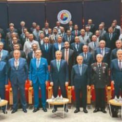 İş dünyasından 'yabancı çalışan' çağrısı: Biz kefil oluruz