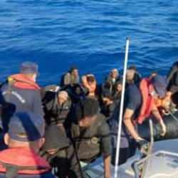 İzmir açıklarında yakalandılar: Ülkelerine gönderilecekler!