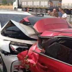 Mersin'de feci kaza: 1 kişi öldü, 5 kişi yaralandı