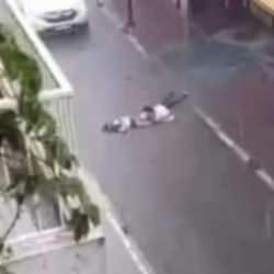 Sokakta akıma kapılıp ölen Özge’nin ailesinden mahkemede sırıtan CHP’lilere tepki