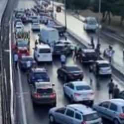 Son dakika haberi... E-5'te 10 araç kazaya karıştı: Çok sayıda yaralı var!