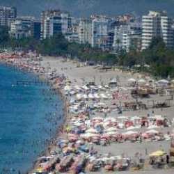 Antalya'da temmuz sonunda yeni rekor geldi