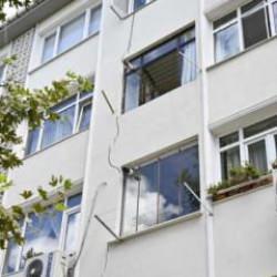 Büyük bir gürültüyle uyandılar! İstanbul'da 5 katlı bina tahliye edildi