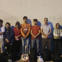Edirne'de g&ouml;&ccedil;men operasyonu: 23 ka&ccedil;ak g&ouml;&ccedil;men yakalandı