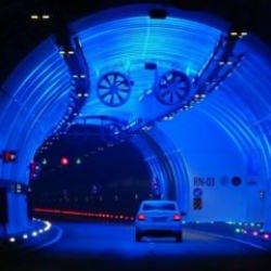 Zigana T&uuml;neli'den 2.2 milyon ara&ccedil; ge&ccedil;ti