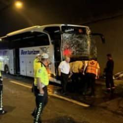 2 yolcu otobüsü, 1 tır, 1 otomobil zincirleme kaza yaptı: Çok sayıda yaralı var!