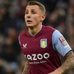 Köhn tat vermedi! Aslan, çözümü 30 milyon euroluk sol bekte buldu