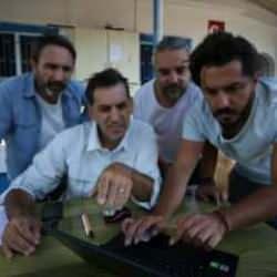 K&ouml;yl&uuml;lerin sandalye niyetine kullandığı yazıttan 'kehanet merkezi' detayı &ccedil;ıktı