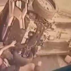 Maltepe’de akılalmaz kaza! Dükkan önünde çay içen 4 kişiye cip çarptı