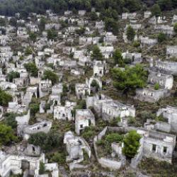 Yılda 100 bin ziyaret&ccedil;i geliyor: &lsquo;Hayalet k&ouml;y&rsquo; havadan g&ouml;r&uuml;nt&uuml;lendi
