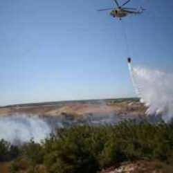 Bozcaada'da yangın: Ormana sıçradı!